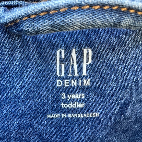 Gap 3T jean jacket - Picture 2 of 2